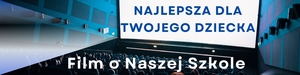 Kino z publicznością, ekran wyświetla tekst po polsku: Najlepsze dla Twojego dziecka. Film o naszej szkole.