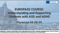 Tekst o kursie Europass dotyczącym wsparcia dla osób z ASD i ADHD, z panoramą Florencji w tle.